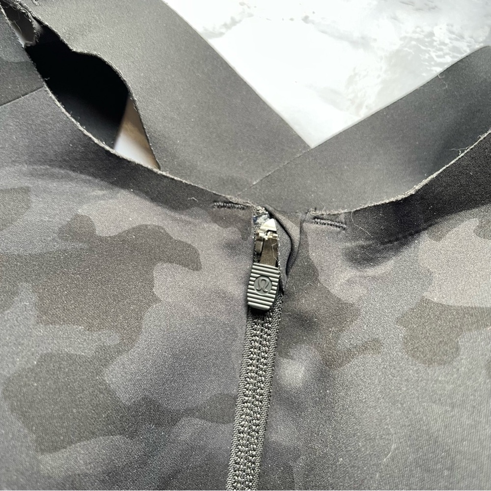 Lululemon Enlite Bra Zip Front Incognito Camo Multi Grey Cross Back 32E DD - Picture 6 of 7